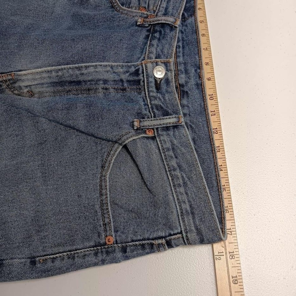 Levis 550 Jeans Mens 36x30 Blue Denim Relaxed Fit Tapered Leg Zip Fly Pants - Picture 9 of 13
